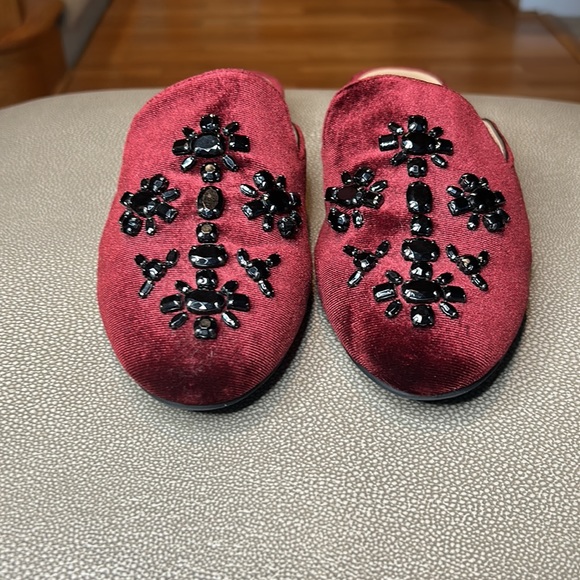 Unisa Velvet Slip-on Mules with Black Beaded Accents  (9.5) - Picture 2 of 7